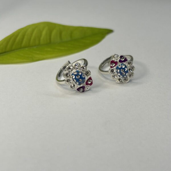 Silver Sunflower Toe Ring - Image 3