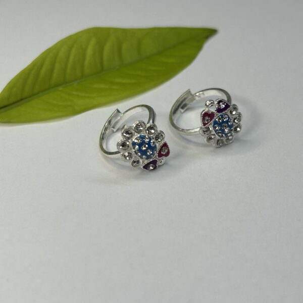 Silver Sunflower Toe Ring - Image 4