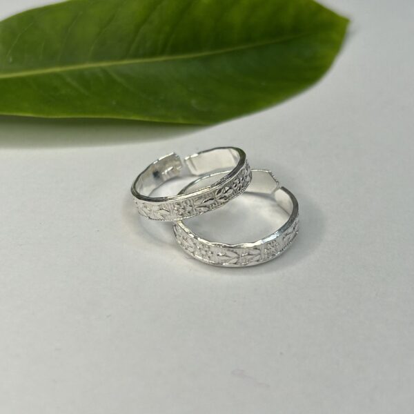 Silver Wave Toe Ring - Image 3