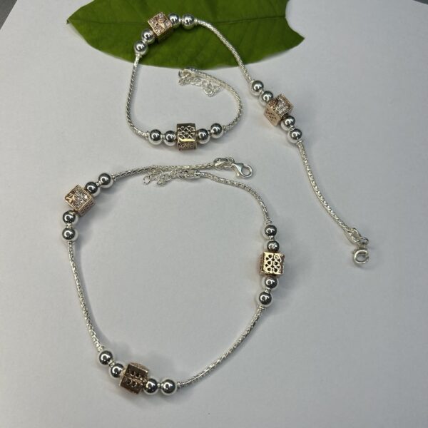 Trendy Silver Anklet - Image 3