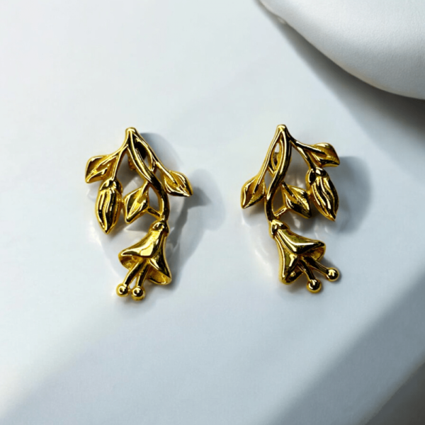 Floral Pendant Set - Image 3