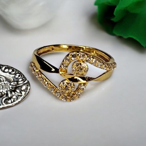 Golden Glimmer - Image 2