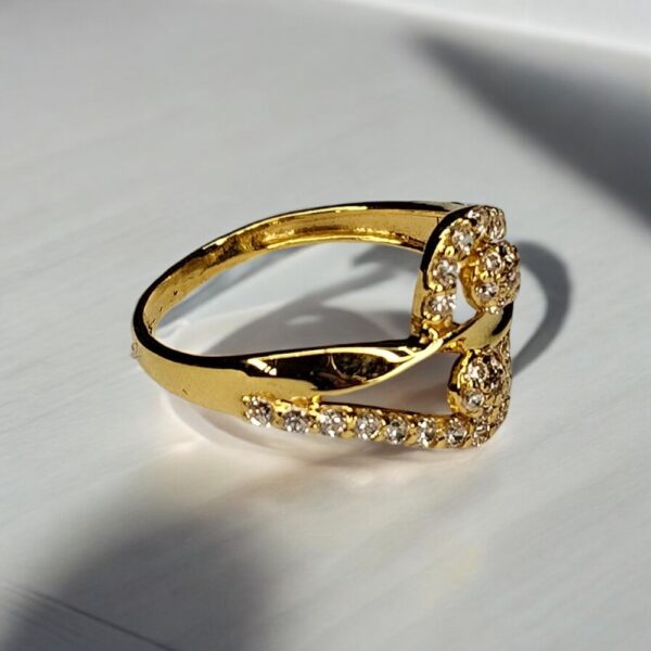 Golden Glimmer - Image 3