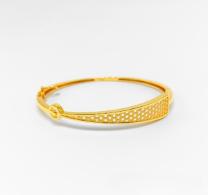Lattice Charm