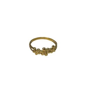 22K gold triple flower finger ring on white background